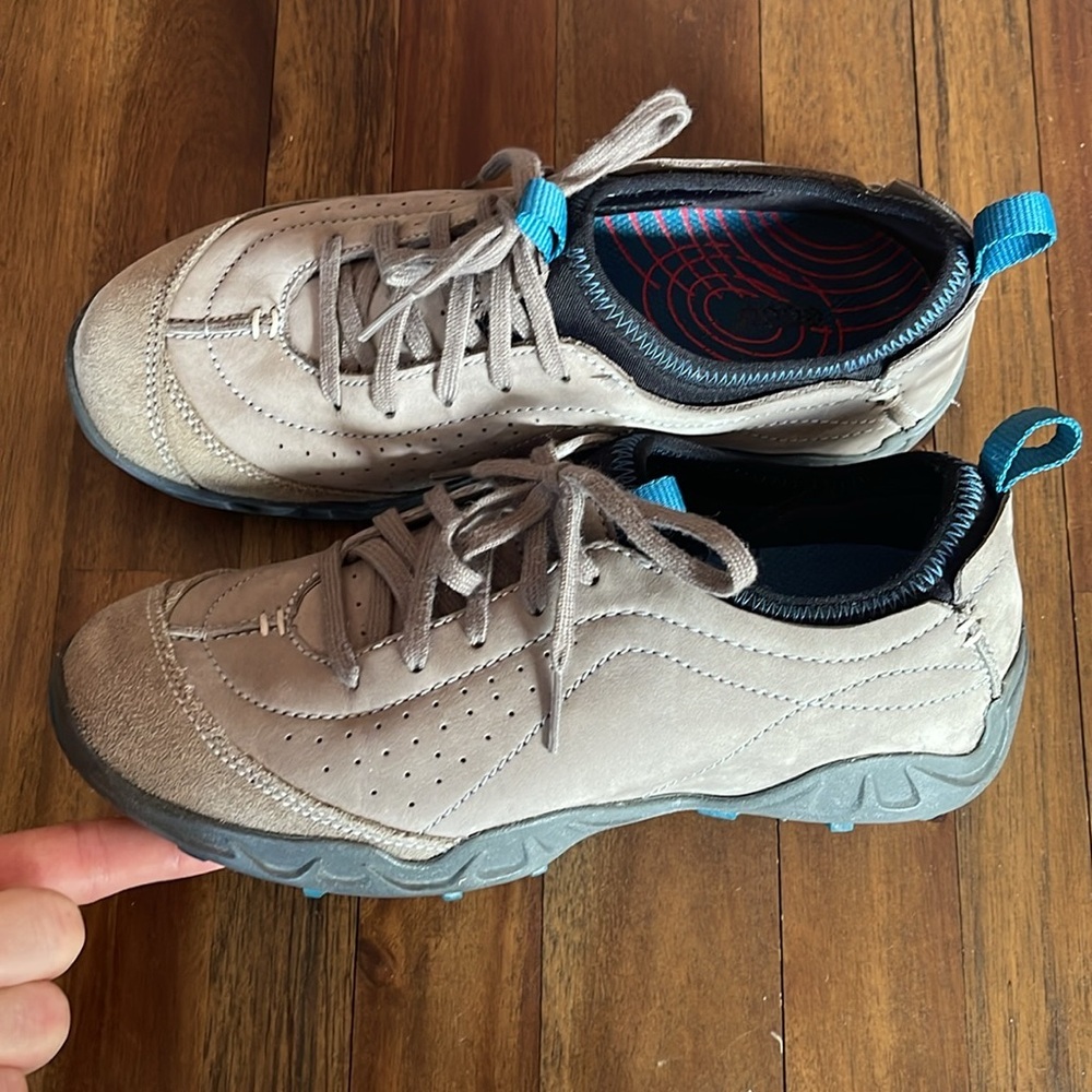 ECCO leather casual shoe